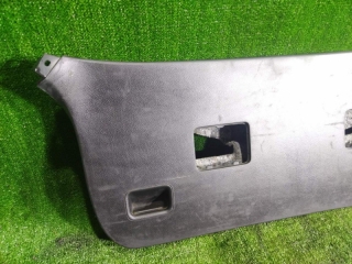 Обшивка двери багажника, TOYOTA, COROLLA RUNX, ZZE122, 1ZZ-FE, 2003, R