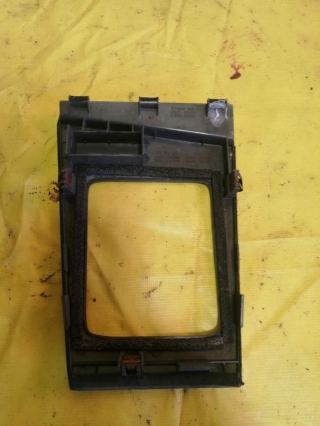 Накладка консоли кпп, TOYOTA, CAMRY, CV30, 2C-T, 1990, 58821-32050