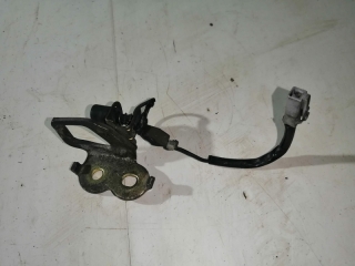 Скоба замка крышки багажника, TOYOTA, CAMRY, CV30, 2C-T, 1990
