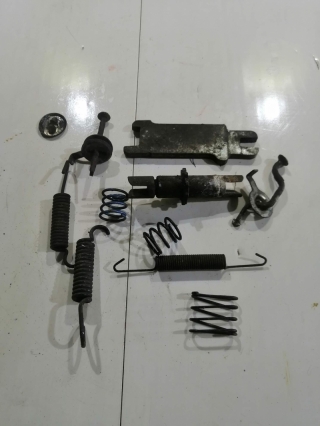 Установочный комплект тормозных колодок, TOYOTA, LAND CRUISER PRADO, GRJ120, 1GR-FE, 2008, R, L