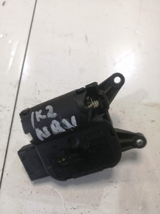 Мотор заслонки отопителя, VOLKSWAGEN, JETTA, 1K2, BSE, 2010, 0132801343