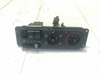 Блок управления климат- контролем