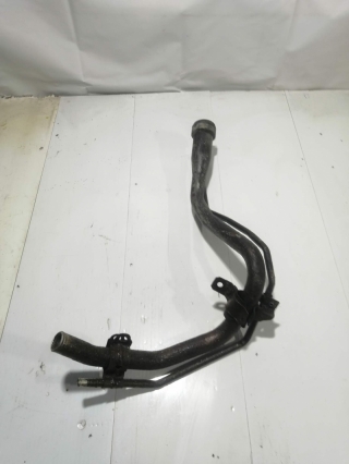 Горловина топливного бака