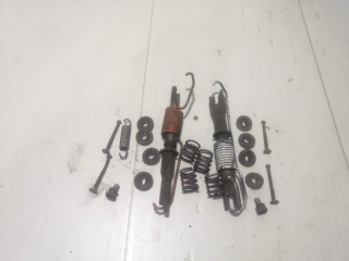 Установочный комплект тормозных колодок, TOYOTA, PROBOX, NCP59, 1NZ-FE, 2002, R