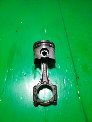 Поршень с шатуном, TOYOTA, CAMRY, CV30, 2C-T, 1990