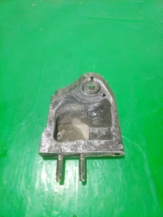 Крепление опоры двигателя, TOYOTA, CAMRY, CV30, 2C-T, 1990