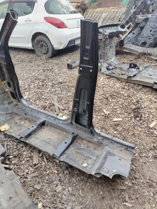 Порог со средней стойкой, KIA, SPORTAGE, KM, D4EA, 2006, R