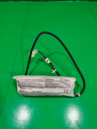 Подушка безопасности сиденья