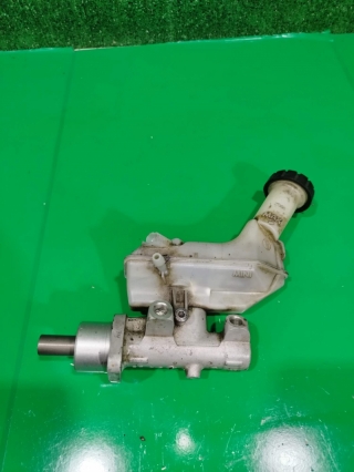 Главный тормозной цилиндр