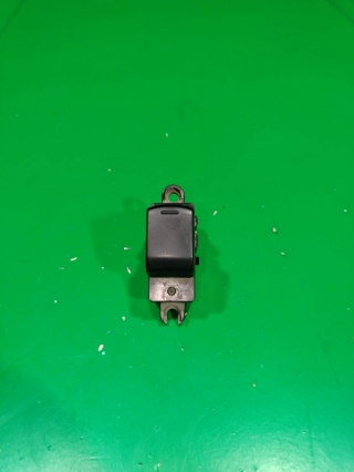 Кнопка стеклоподъемника