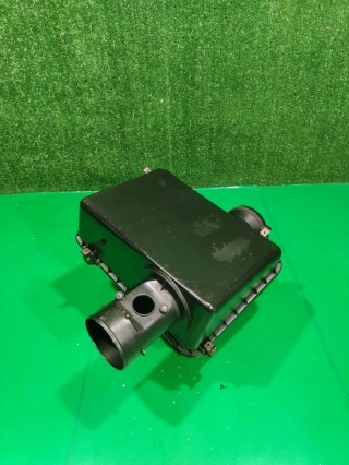 Корпус воздушного фильтра, TOYOTA, LAND CRUISER 100, UZJ100, 2UZ-FE, 2000
