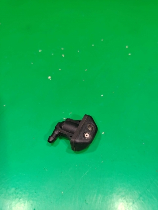 Форсунка омывателя заднего стекла