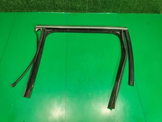 Уплотнитель стекла двери