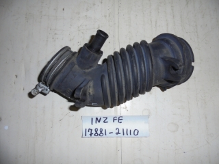 Патрубок воздушного фильтра, TOYOTA, COROLLA, NZE121, 1NZ-FE, 2001, 17881-21110