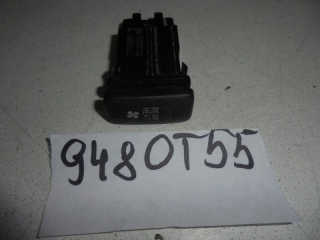 Кнопка включения задней печки