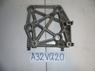 Крепление компрессора кондиционера, NISSAN, CEFIRO, A32, VQ20DE, 1994