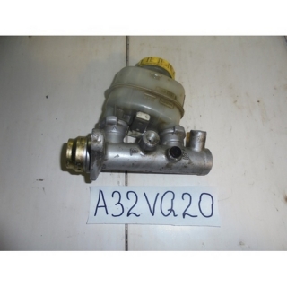 Главный тормозной цилиндр, NISSAN, CEFIRO, A32, VQ20DE, 1994