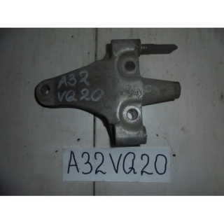 Крепление опоры двигателя, NISSAN, CEFIRO, A32, VQ20DE, 1994