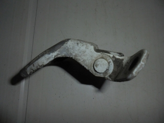 Петля двери