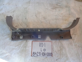 Накладка на порог внутренняя, HONDA, CR-V, RD1, B20B, 1999, F, L, 84251-10A-0000