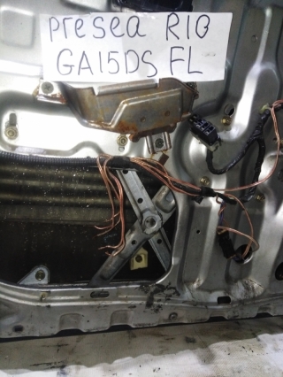 Стекло двери, NISSAN, PRESEA, R10, GA15DS, 1994, F, L