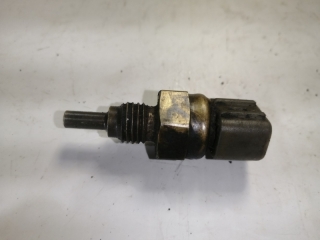 Датчик температуры охлаждающей жидкости