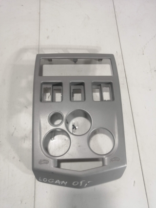 Рамка магнитолы, RENAULT, LOGAN, LS0H, K7MF710, 2009, 8200382716