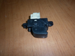 Кнопка стеклоподъемника, NISSAN, CEFIRO WAGON, A32, VQ20DE, 1998