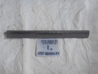Накладка на порог внутренняя, NISSAN, TERRANO, WHYD21, VG30E, 1990, F, R, 10987-NN0100G89
