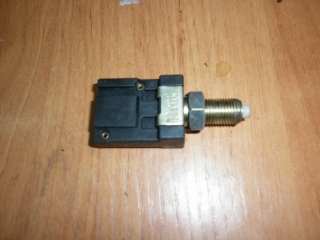 Концевик под педаль тормоза, NISSAN, TERRANO, WHYD21, TD27, 1992, 25390-V5000