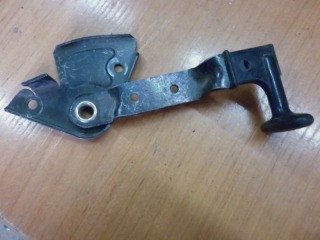 Ручка открывания капота