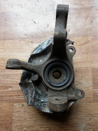 Кулак поворотный, TOYOTA, CARINA, AT190, 5A-FE, F, L