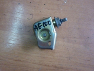 Замок лючка бензобака, TOYOTA, COROLLA, AE100, 5A-FE, 1993