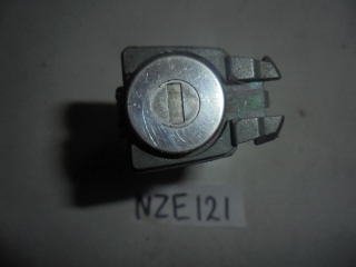 Личинка замка, TOYOTA, COROLLA, NZE121, 1NZ-FE, 2001
