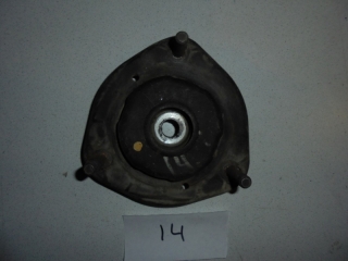 Опора амортизатора