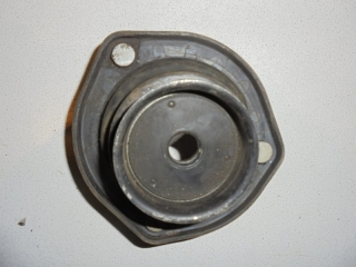 Опора амортизатора