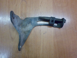 Натяжитель ремня навесного оборудования