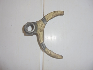 Вилка коробки передач