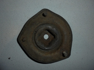 Опора амортизатора