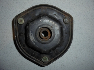 Опора амортизатора