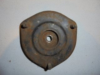 Опора амортизатора