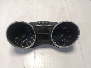 Панель приборов, MERCEDES BENZ, M-CLASS, W164, M272E35, 2005, А1645404047