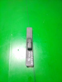 Регулятор высоты ремня безопастности, NISSAN, CEFIRO, A32, VQ20DE, 1998, L