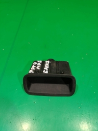 Ручка закрывания двери багажника