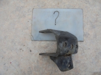 Крепление опоры двигателя