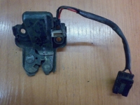 Замок крышки багажника